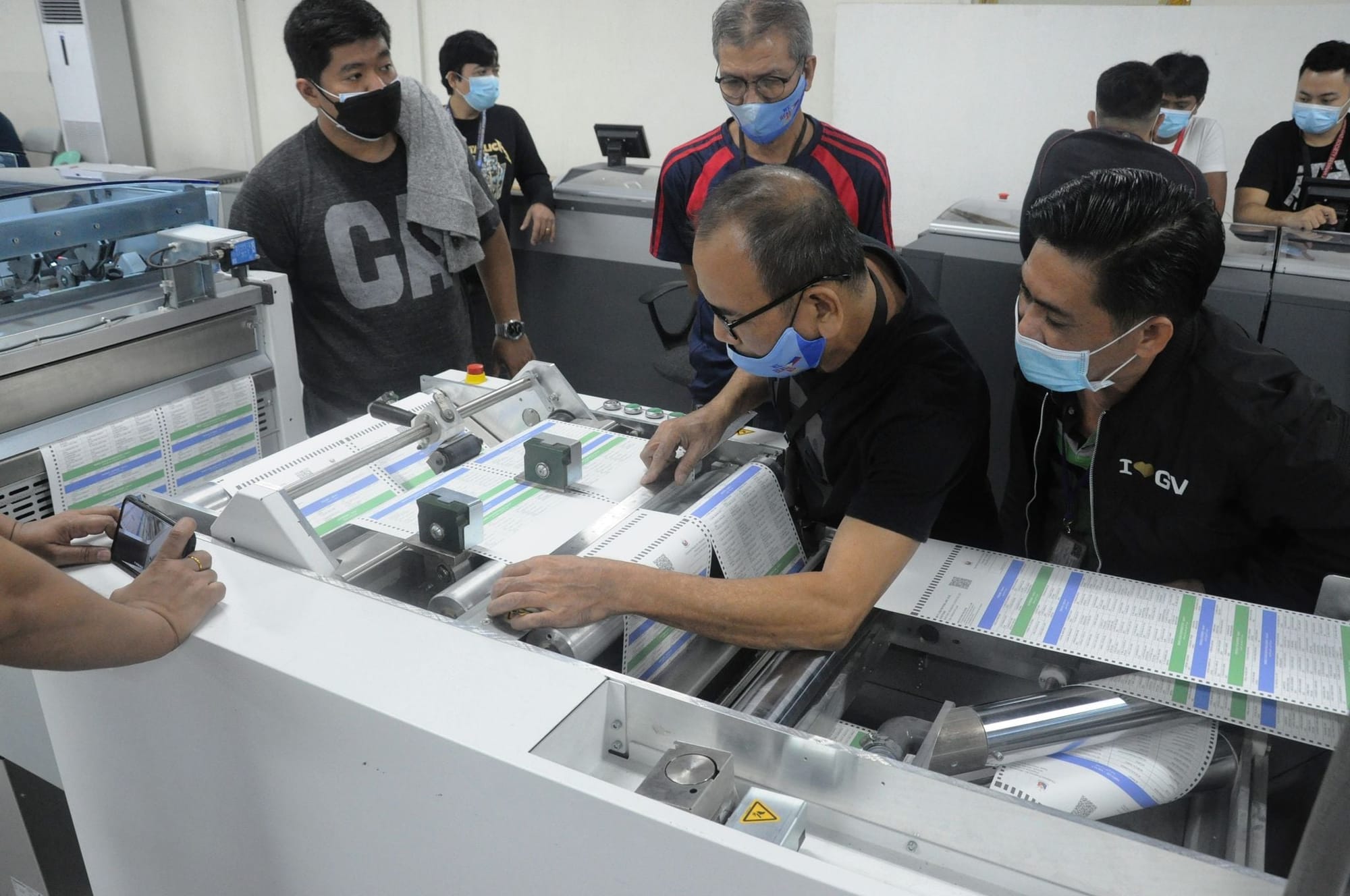 Comelec Starts Printing Ballots for Automated Election System